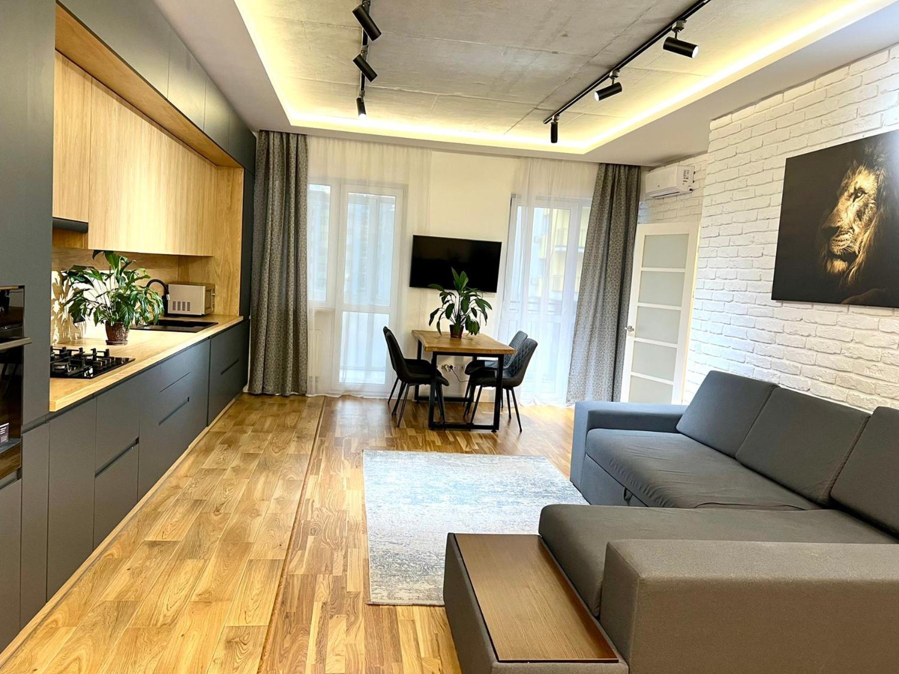 Osapart Malevich Apartment In The Complex Great Britain Lviv Extérieur photo