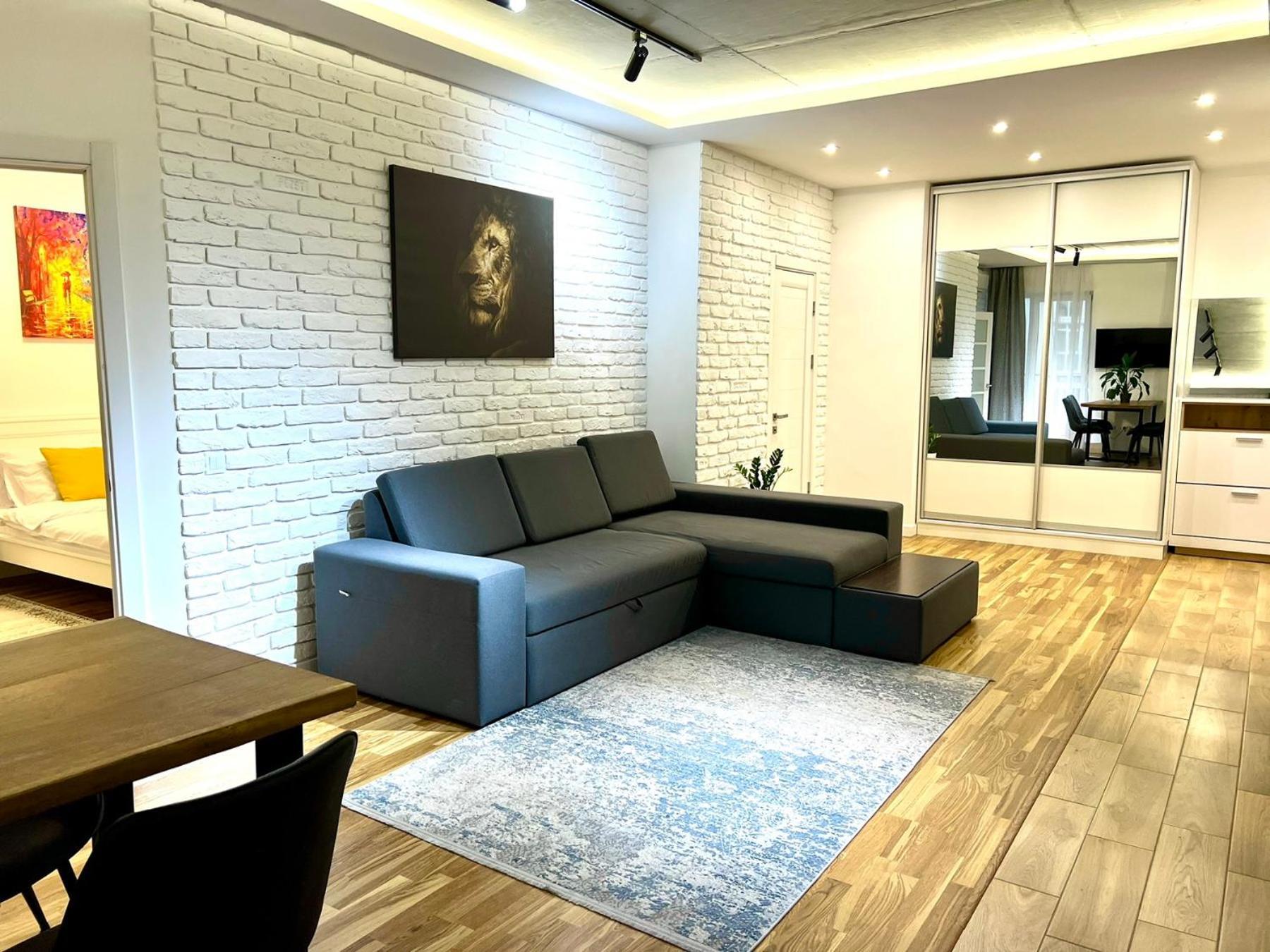 Osapart Malevich Apartment In The Complex Great Britain Lviv Extérieur photo