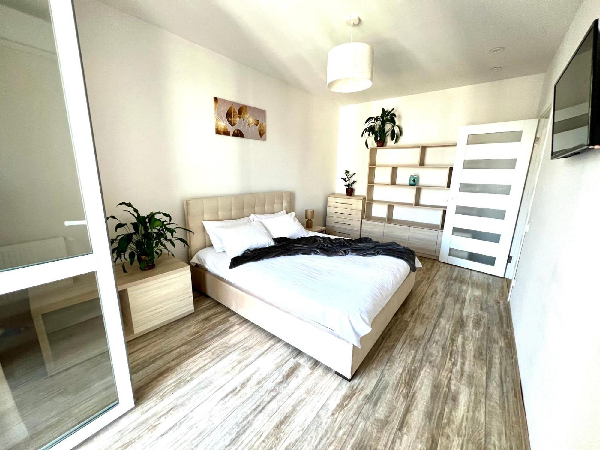 Osapart Malevich Apartment In The Complex Great Britain Lviv Extérieur photo